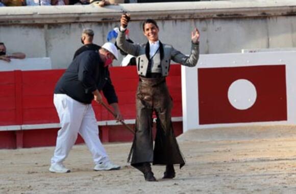 FERIA DES VENDANGES : LÉA VICENS OUVRE LE BAL DES TRIOMPHES