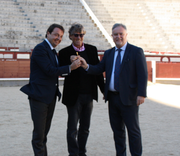 SIMON CASAS ET NAUTALIA SIGNENT LE CONTRAT DE LAS VENTAS